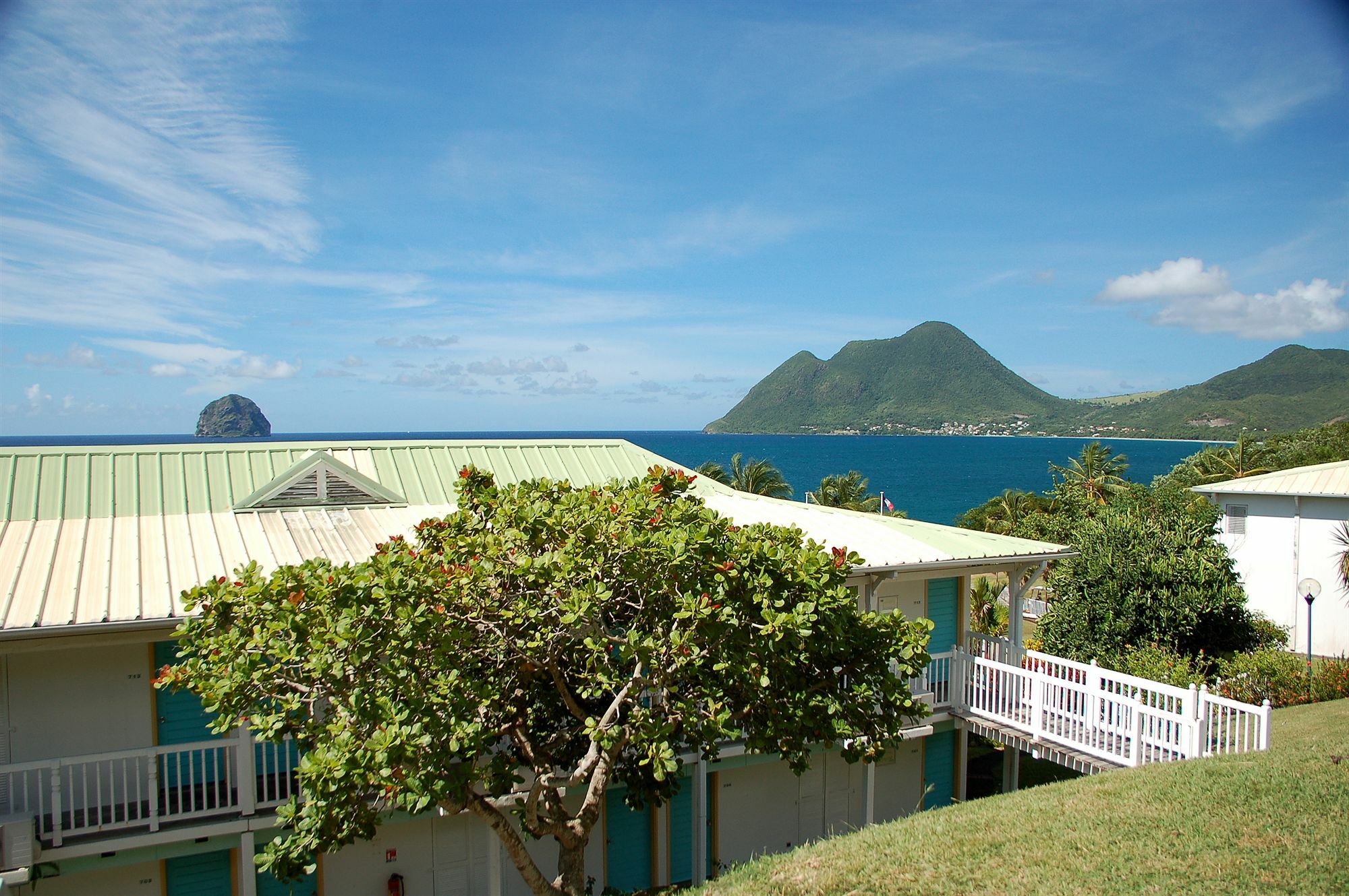 Marine Hotel Diamant Ле-Диаман Экстерьер фото